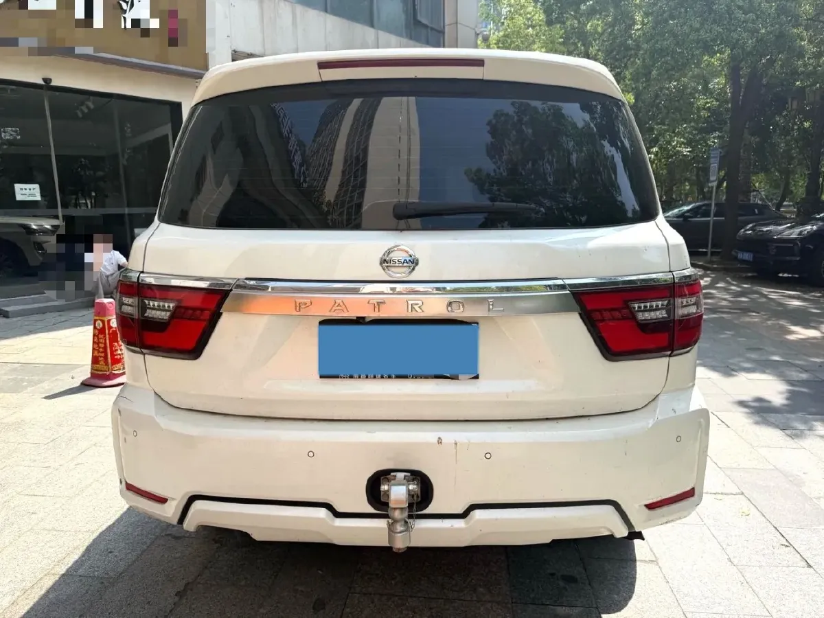 2018 Nissan Patrol 4.0L 279HP V6 7AT,autocango,china used car exporter,china ev exporter,chinese used car exporter,chinese used ev exporter