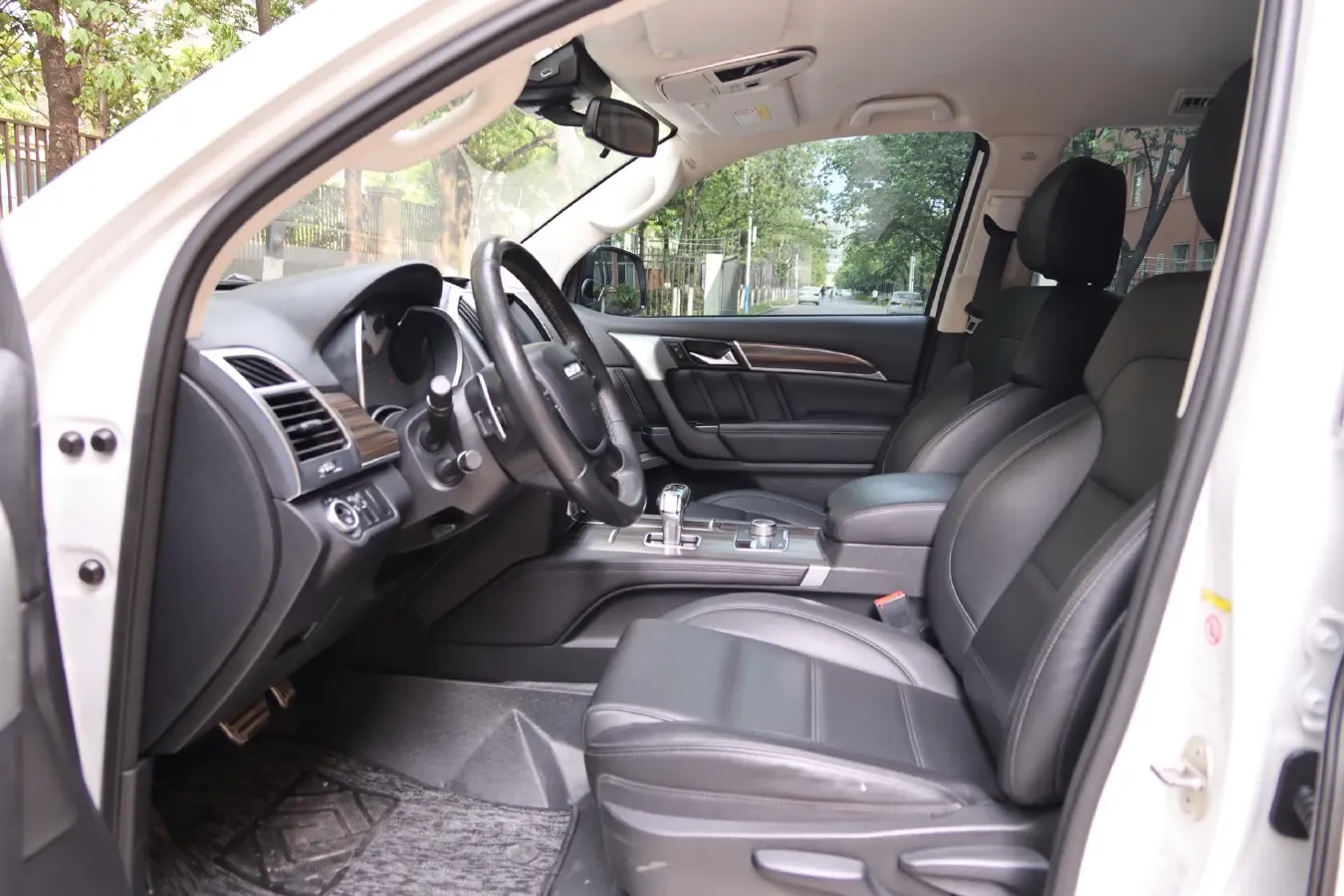 2020 Haval H9 2.0T 224HP L4 8AT,autocango,china used car exporter,china ev exporter,chinese used car exporter,chinese used ev exporter