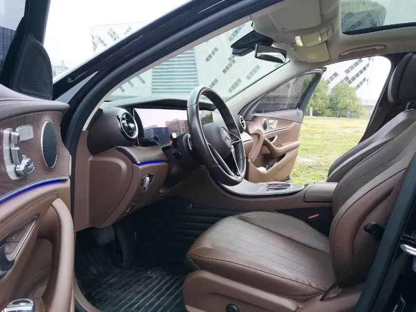 2021 Mercedes-Benz E Class 2.0T 258HP L4 9AT,autocango,china used car exporter,china ev exporter,chinese used car exporter,chinese used ev exporter