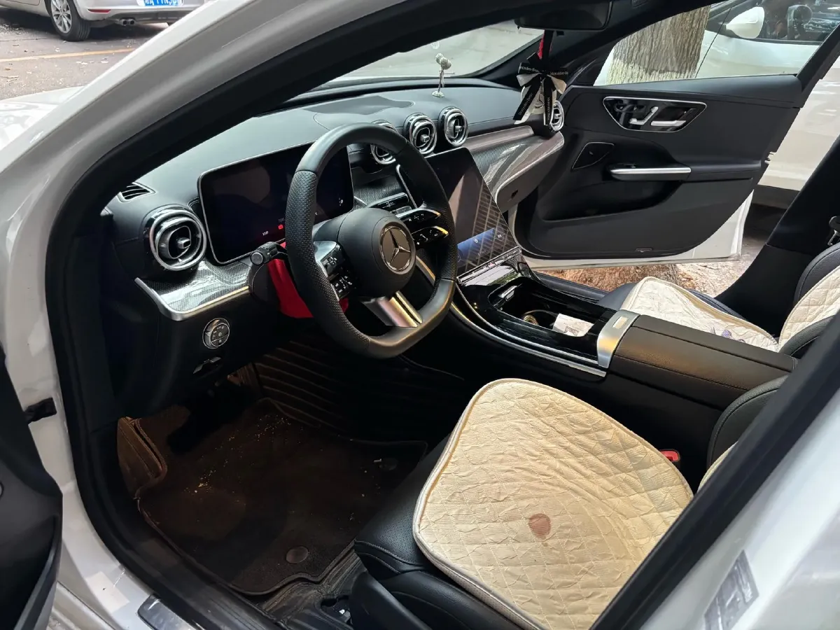 2024 Mercedes-Benz C Class 1.5T 204HP L4 9AT,autocango,china used car exporter,china ev exporter,chinese used car exporter,chinese used ev exporter