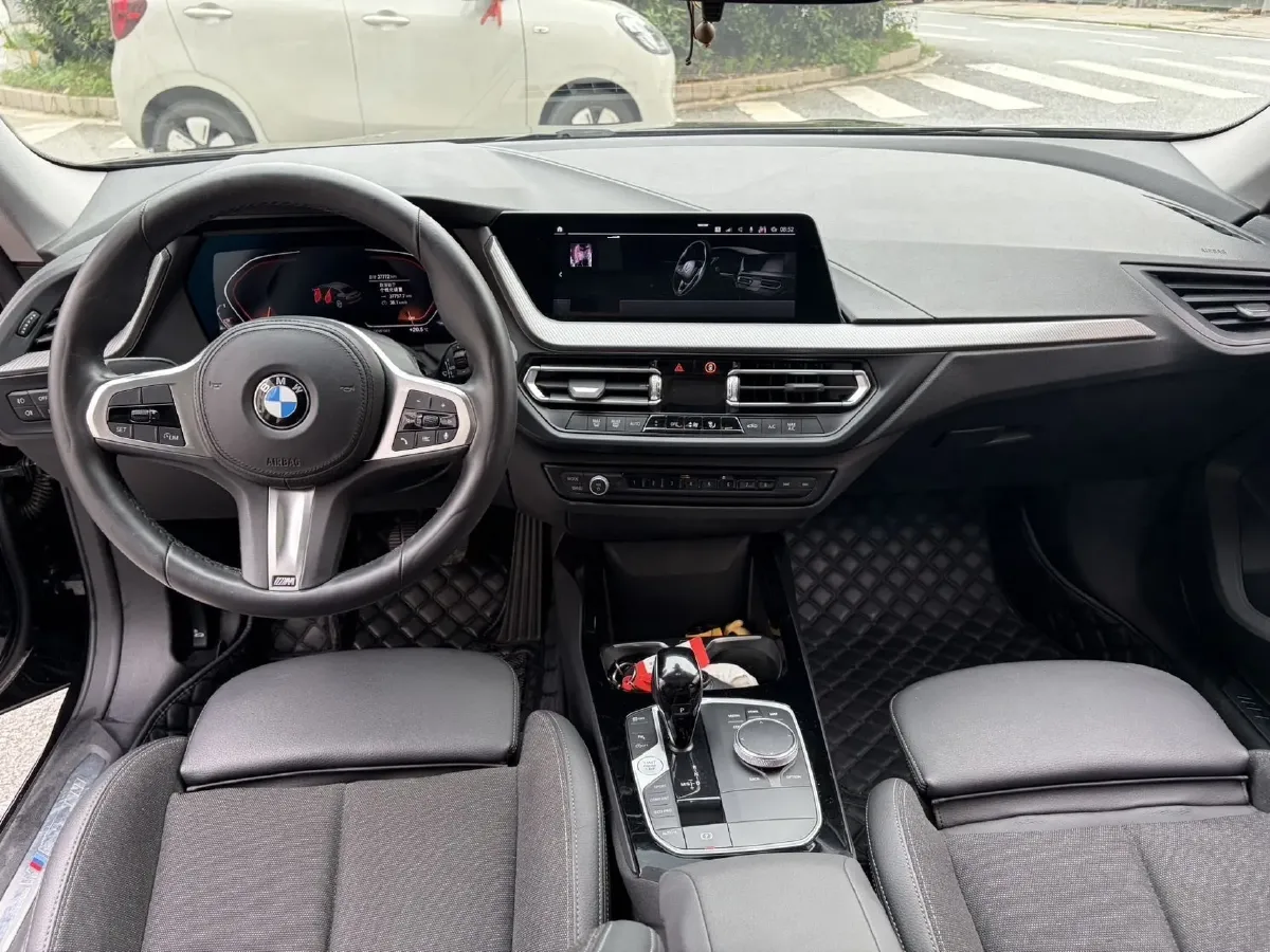 2023 BMW 2 Series 2.0T 178HP L4 7DCT,autocango,china used car exporter,china ev exporter,chinese used car exporter,chinese used ev exporter