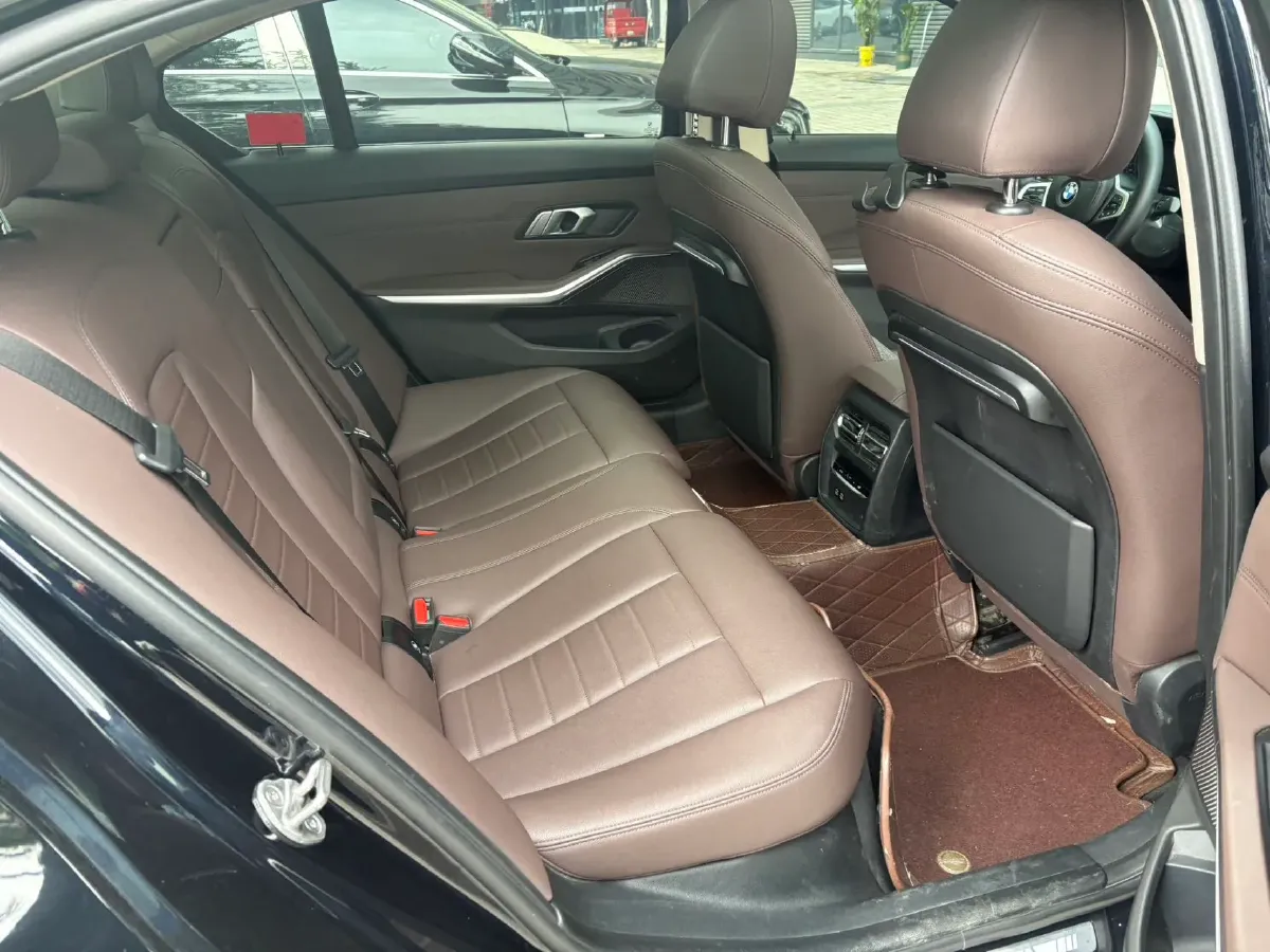 2021 BMW 3 Series 2.0T 184HP L4 8AT,autocango,china used car exporter,china ev exporter,chinese used car exporter,chinese used ev exporter