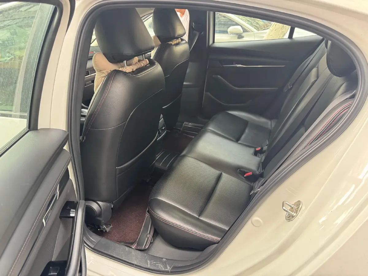 2022 Mazda 3 Axela 2.0L 158HP L4 6AT,autocango,china used car exporter,china ev exporter,chinese used car exporter,chinese used ev exporter