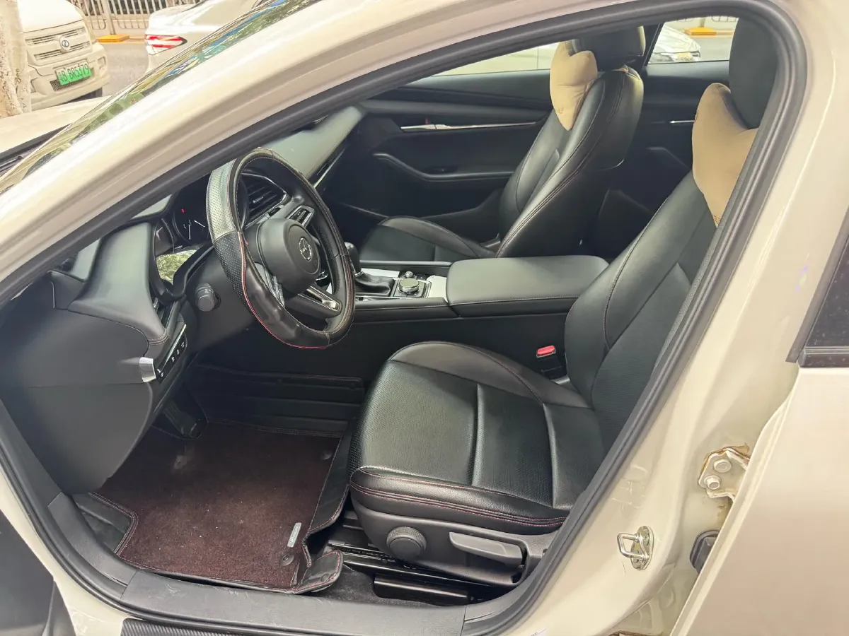 2022 Mazda 3 Axela 2.0L 158HP L4 6AT,autocango,china used car exporter,china ev exporter,chinese used car exporter,chinese used ev exporter