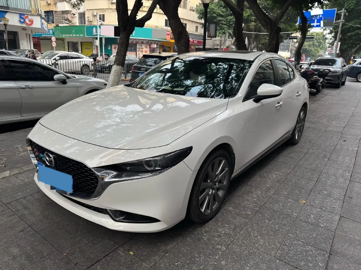 2022 Mazda 3 Axela 2.0L 158HP L4 6AT,autocango,china used car exporter,china ev exporter,chinese used car exporter,chinese used ev exporter