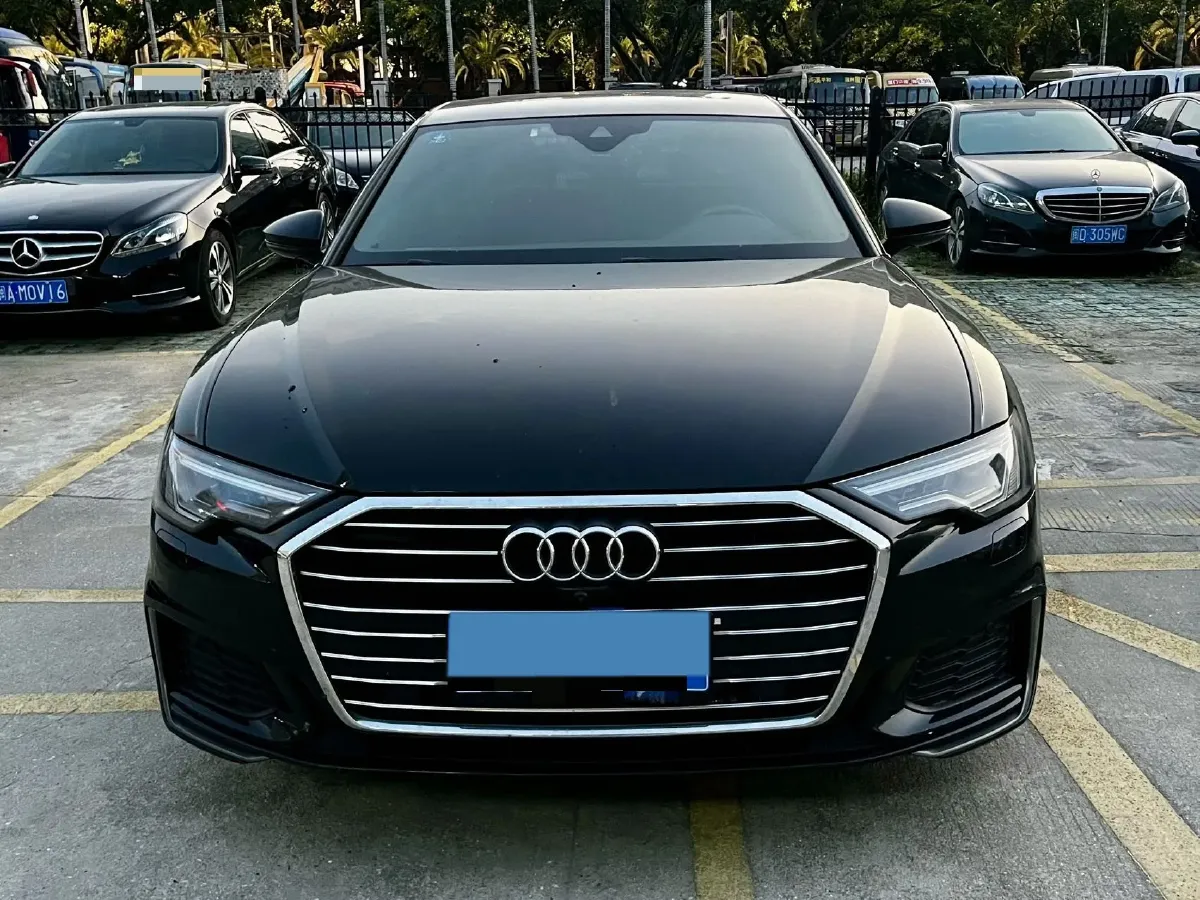 2020 Audi A6L 2.0T 190HP L4 7DCT,autocango,china used car exporter,china ev exporter,chinese used car exporter,chinese used ev exporter