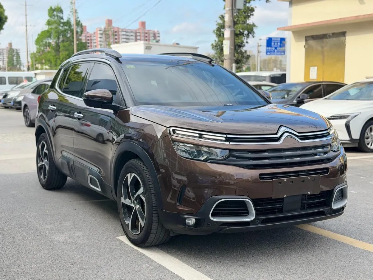 2019 Citroen C5 Aircross 1.8T 204HP L4 6AT,autocango,china used car exporter,china ev exporter,chinese used car exporter,chinese used ev exporter