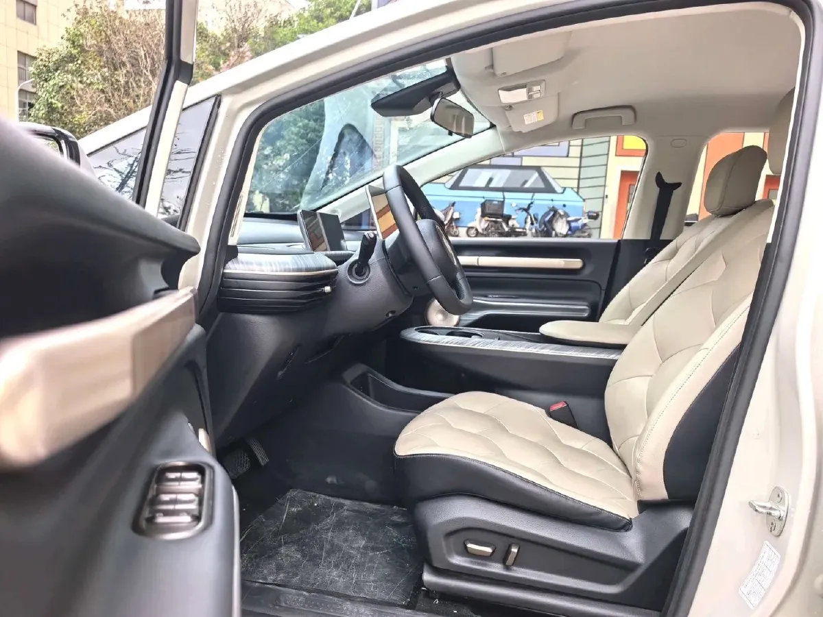 2023 BaoJun Cloud BEV 50.6KWH,autocango,china used car exporter,china ev exporter,chinese used car exporter,chinese used ev exporter