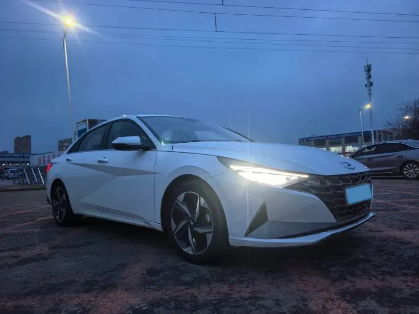 2022 Hyundai Elantra 1.5L 115HP L4 CVT,autocango,china used car exporter,china ev exporter,chinese used car exporter,chinese used ev exporter