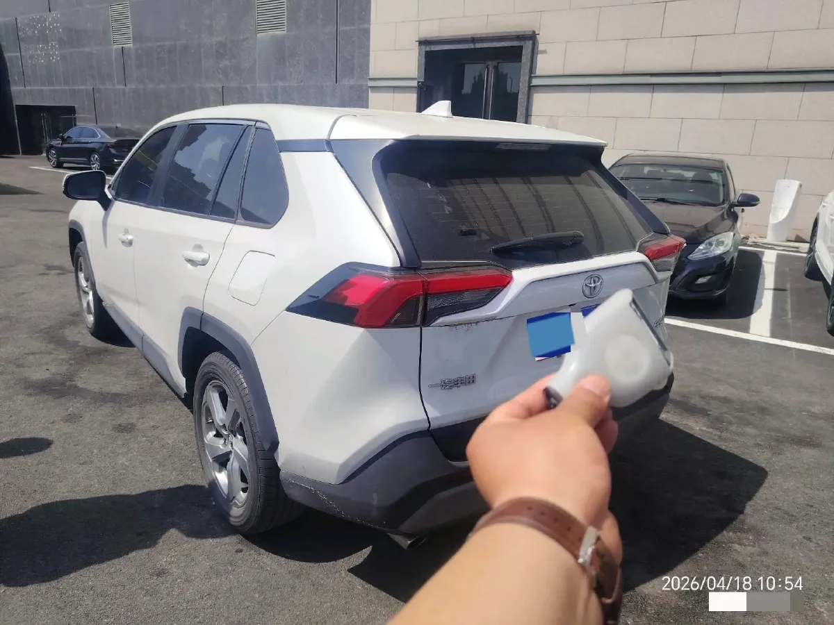 2021 Toyota RAV4 2.0L 171HP L4 CVT,autocango,china used car exporter,china ev exporter,chinese used car exporter,chinese used ev exporter