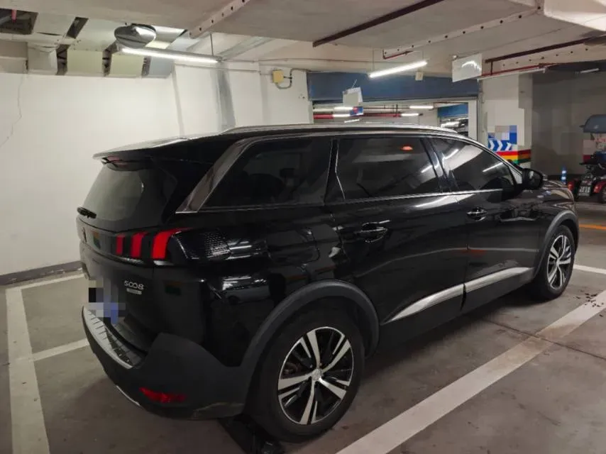 2017 Peugeot 5008 1.6T 167HP L4 6AT,autocango,china used car exporter,china ev exporter,chinese used car exporter,chinese used ev exporter