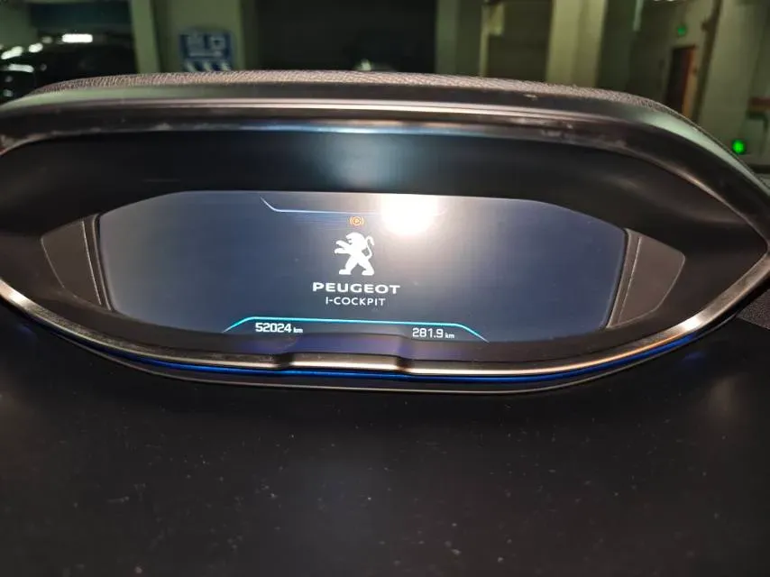 2017 Peugeot 5008 1.6T 167HP L4 6AT,autocango,china used car exporter,china ev exporter,chinese used car exporter,chinese used ev exporter