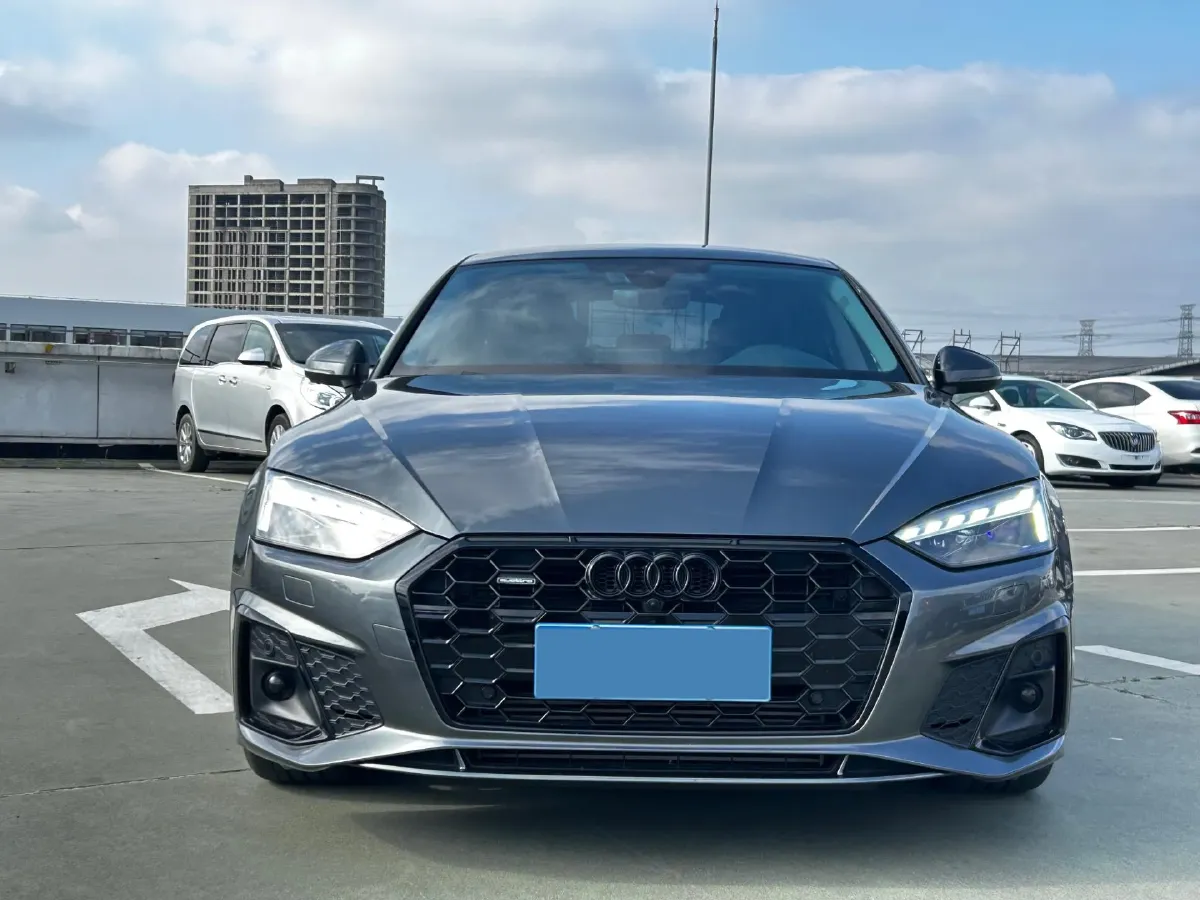 2023 Audi A5 2.0T 265HP L4 7DCT,autocango,china used car exporter,china ev exporter,chinese used car exporter,chinese used ev exporter