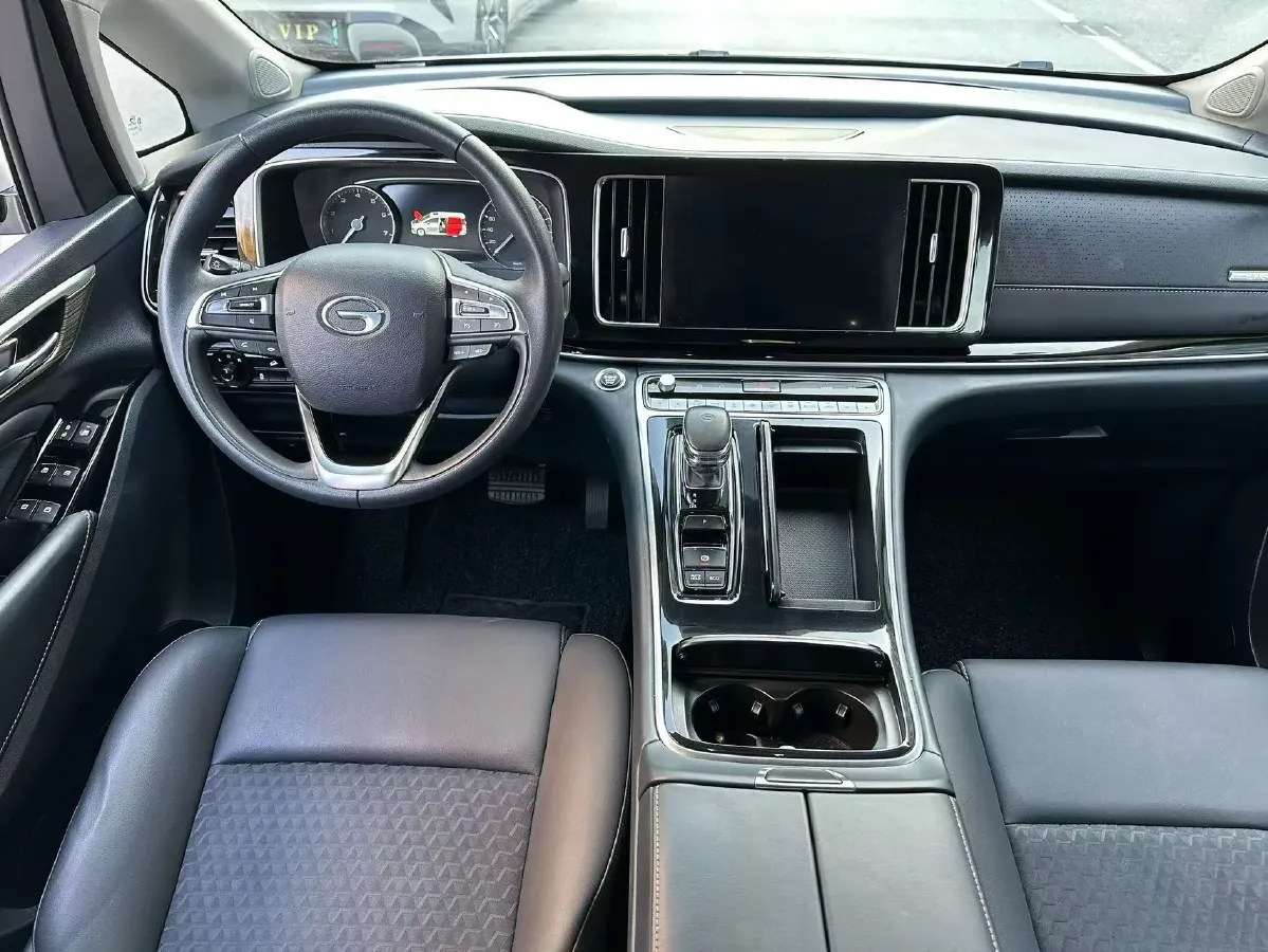 2023 GAC Trumpchi M8 2.0T 252HP L4 8AT,autocango,china used car exporter,china ev exporter,chinese used car exporter,chinese used ev exporter