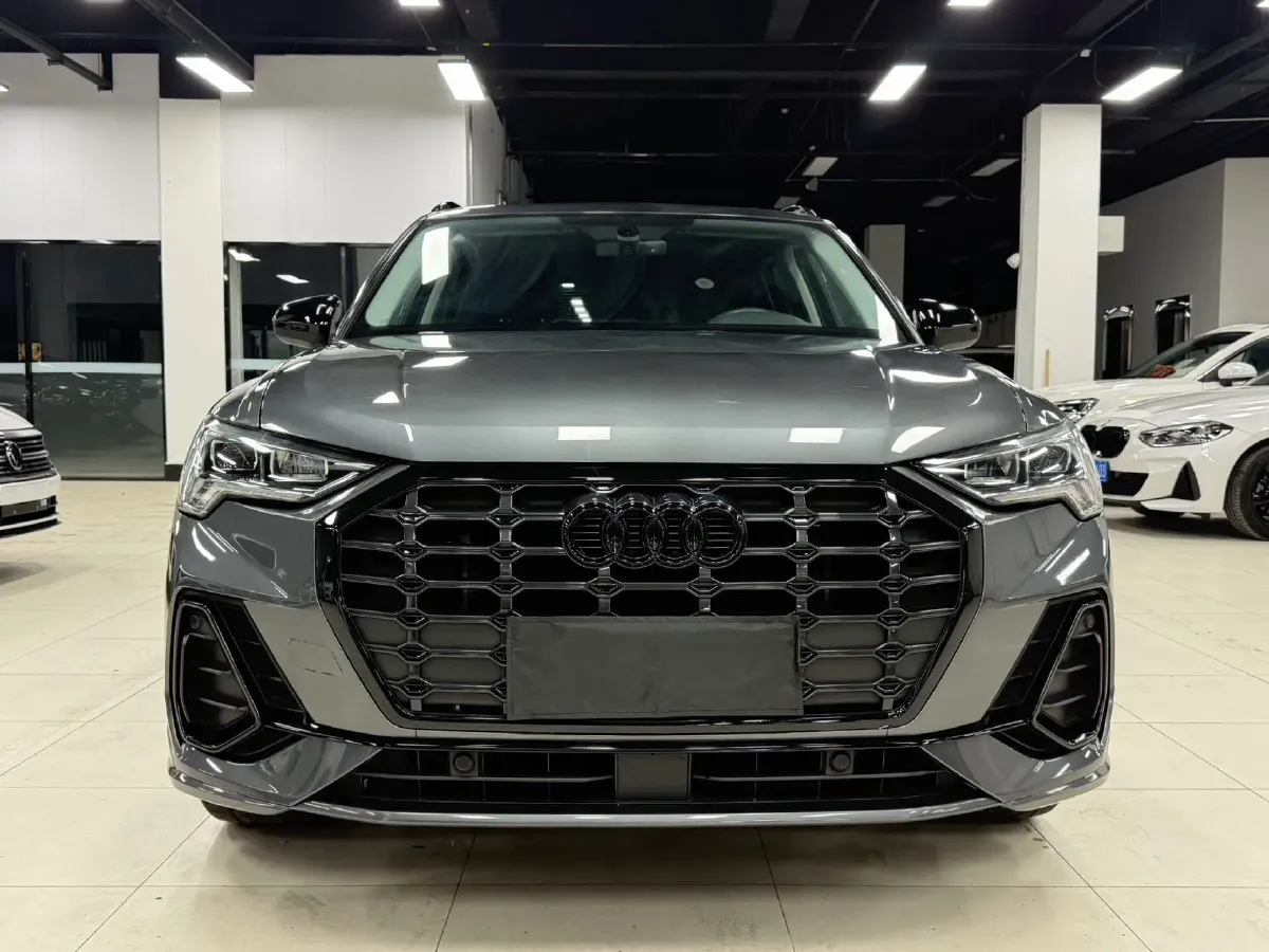 2022 Audi Q3 1.4T 150HP L4 7DCT,autocango,china used car exporter,china ev exporter,chinese used car exporter,chinese used ev exporter