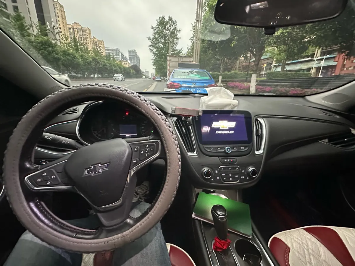 2019 Chevrolet Malibu XL 2.0T 241HP L4 9AT,autocango,china used car exporter,china ev exporter,chinese used car exporter,chinese used ev exporter