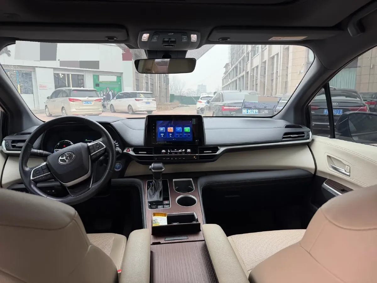 2023 Toyota Sienna 2.5L 189HP L4 E-CVT Hybrid,autocango,china used car exporter,china ev exporter,chinese used car exporter,chinese used ev exporter