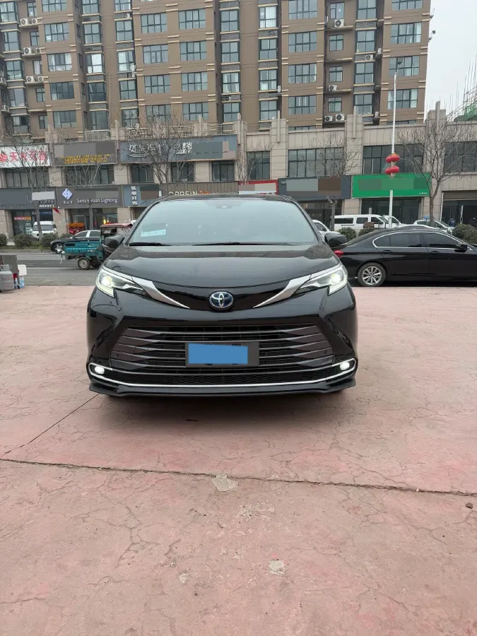 2023 Toyota Sienna 2.5L 189HP L4 E-CVT Hybrid,autocango,china used car exporter,china ev exporter,chinese used car exporter,chinese used ev exporter