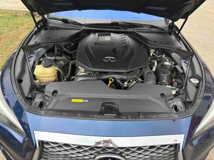 2018 Jeep Grand Commander 2.0T 265HP L4 9AT,autocango,china used car exporter,china ev exporter,chinese used car exporter,chinese used ev exporter