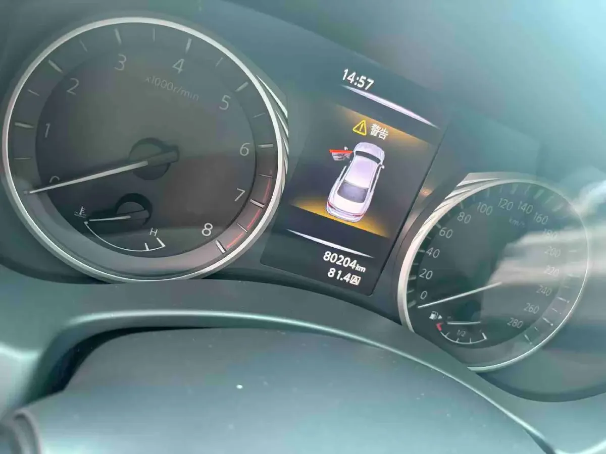 2018 Jeep Grand Commander 2.0T 265HP L4 9AT,autocango,china used car exporter,china ev exporter,chinese used car exporter,chinese used ev exporter