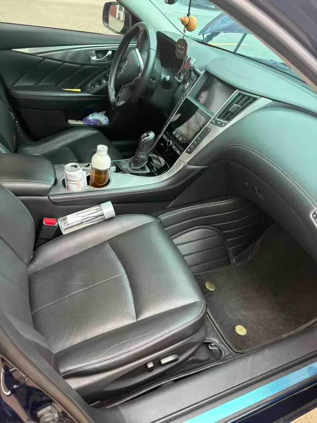 2018 Jeep Grand Commander 2.0T 265HP L4 9AT,autocango,china used car exporter,china ev exporter,chinese used car exporter,chinese used ev exporter