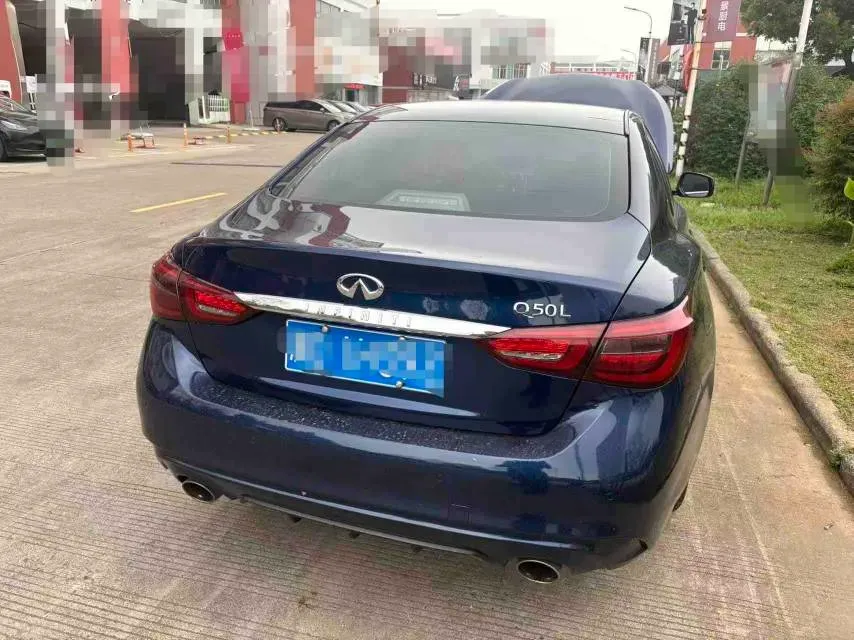 2018 Jeep Grand Commander 2.0T 265HP L4 9AT,autocango,china used car exporter,china ev exporter,chinese used car exporter,chinese used ev exporter