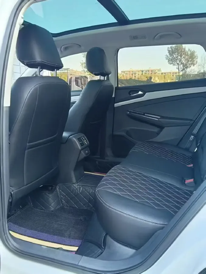 2023 Jetta VS7 1.4T 150HP L4 6AT,autocango,china used car exporter,china ev exporter,chinese used car exporter,chinese used ev exporter