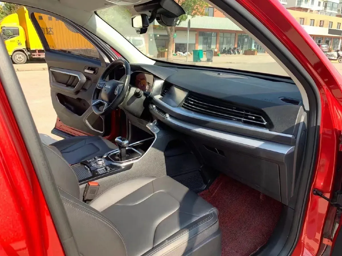 2017 Haval H6 2.0T 197HP L4 7DCT,autocango,china used car exporter,china ev exporter,chinese used car exporter,chinese used ev exporter