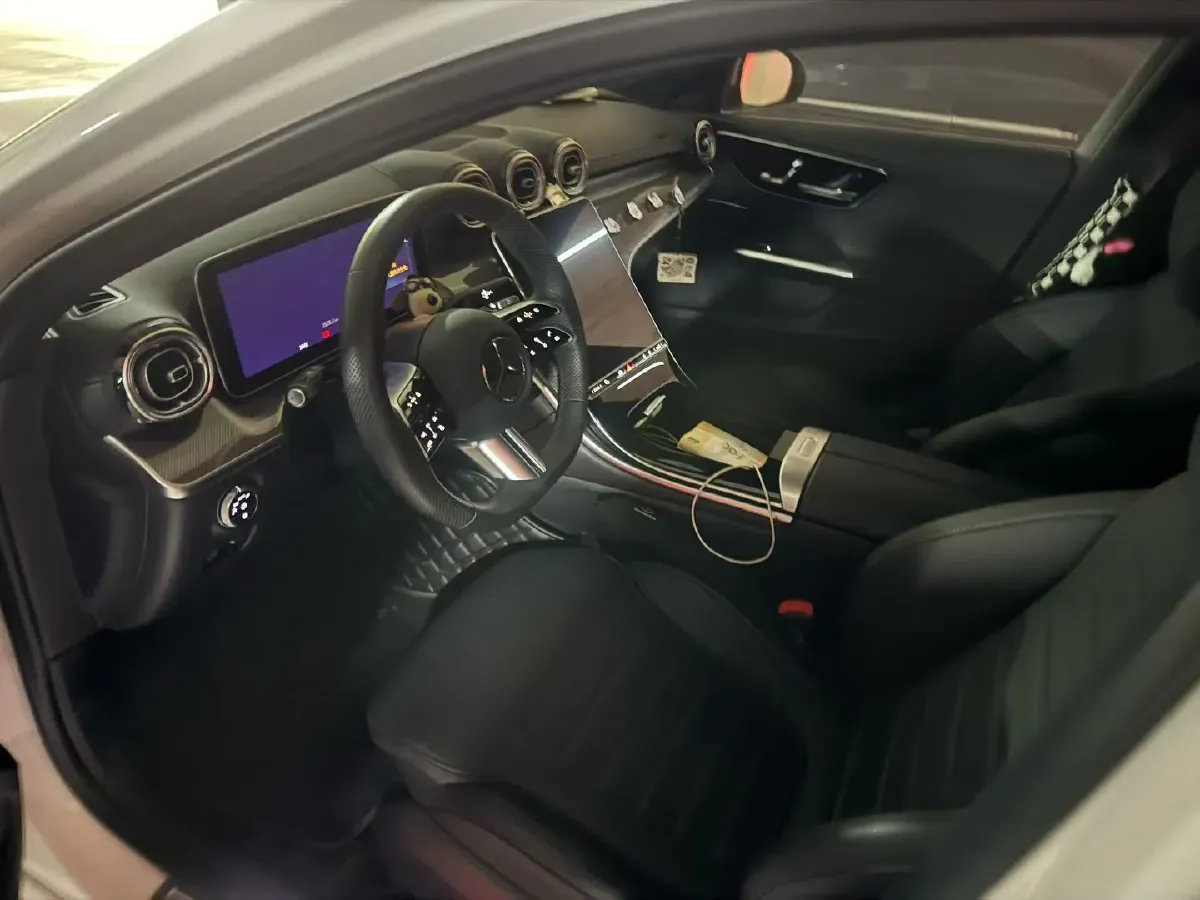 2024 Mercedes-Benz C Class 1.5T 204HP L4 9AT,autocango,china used car exporter,china ev exporter,chinese used car exporter,chinese used ev exporter