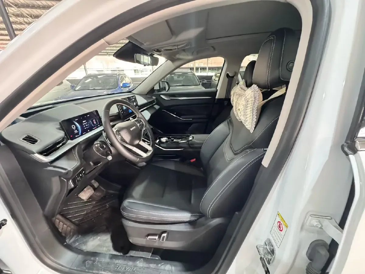 2022 Haval H6 1.5T 184HP L4 7DCT,autocango,china used car exporter,china ev exporter,chinese used car exporter,chinese used ev exporter