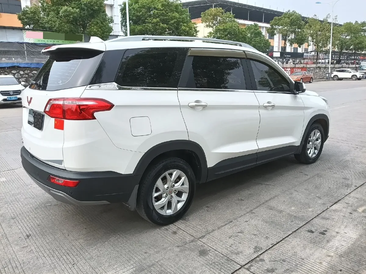 2018 WuLing HongGuang S3 1.5L 112HP L4 6MT,autocango,china used car exporter,china ev exporter,chinese used car exporter,chinese used ev exporter