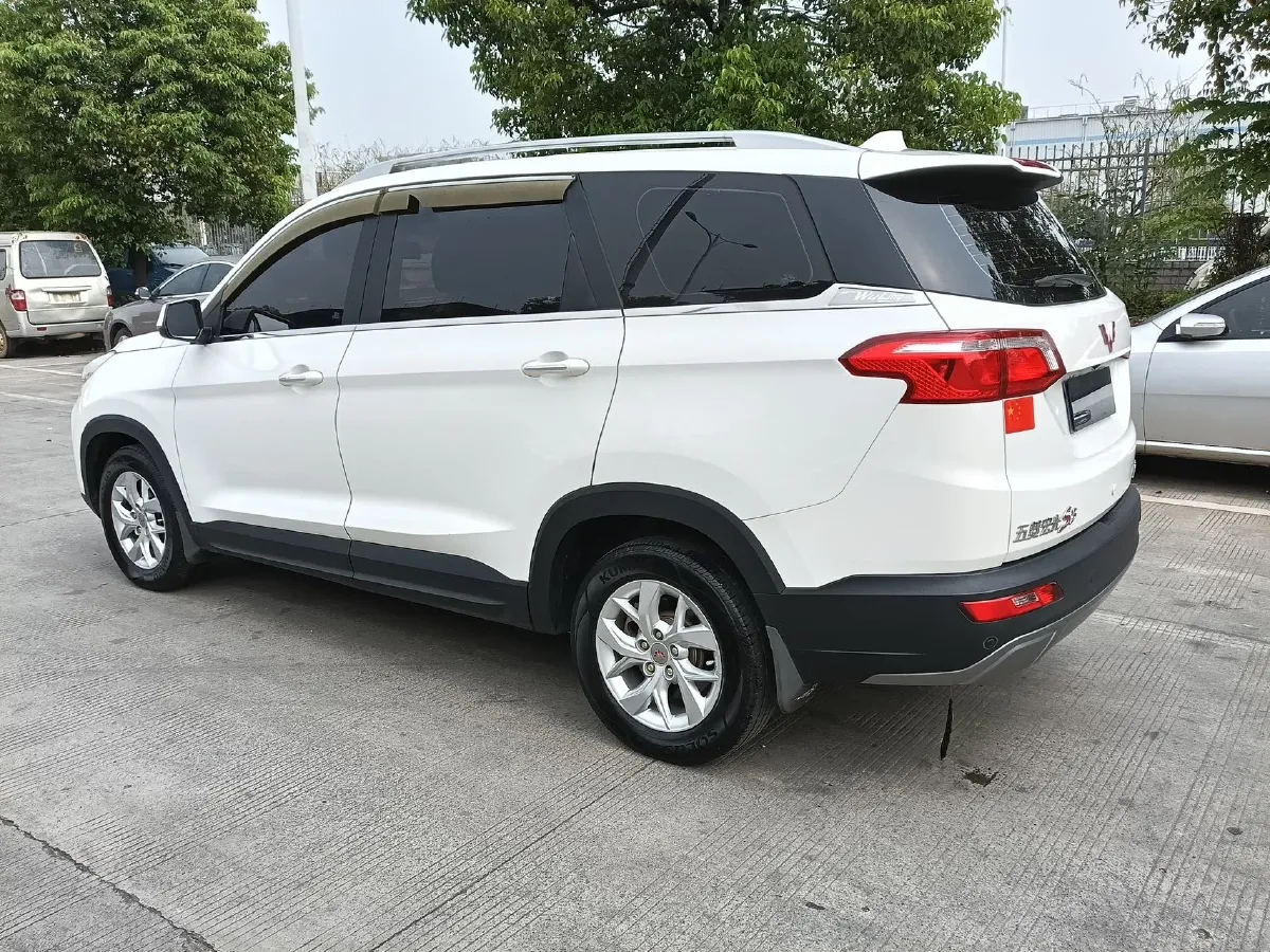 2018 WuLing HongGuang S3 1.5L 112HP L4 6MT,autocango,china used car exporter,china ev exporter,chinese used car exporter,chinese used ev exporter