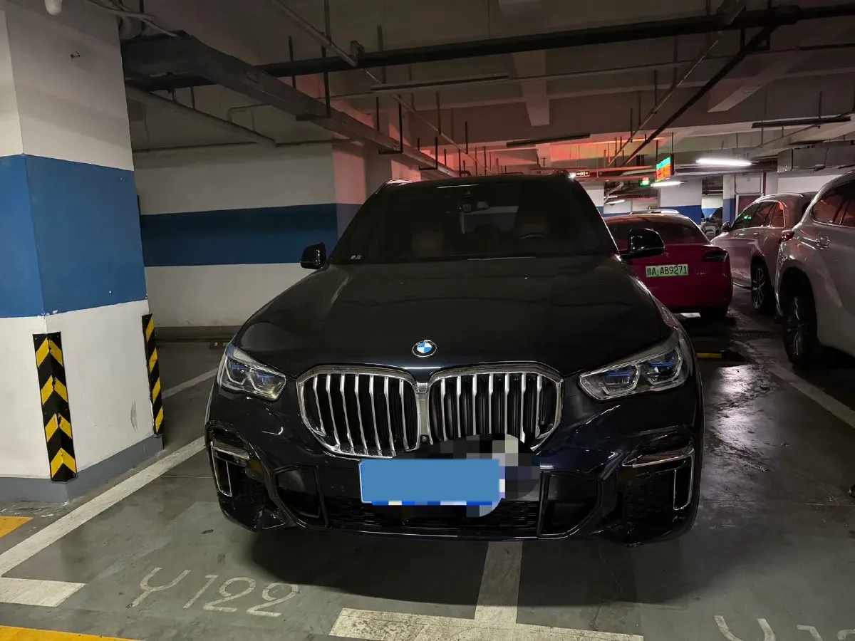 2022 BMW X5 3.0T 333HP L6 8AT,autocango,china used car exporter,china ev exporter,chinese used car exporter,chinese used ev exporter