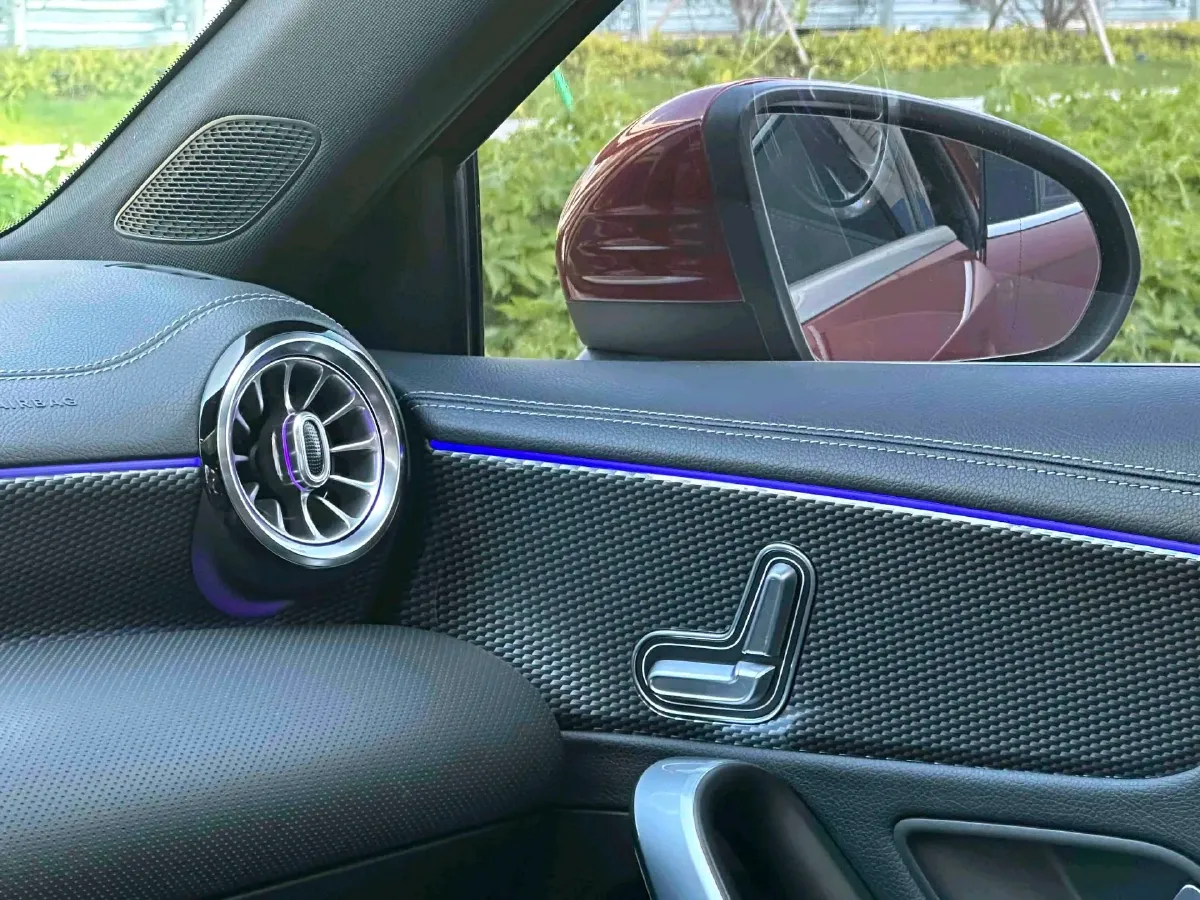 2020 Mercedes-Benz A Class 1.3T 163HP L4 7DCT,autocango,china used car exporter,china ev exporter,chinese used car exporter,chinese used ev exporter