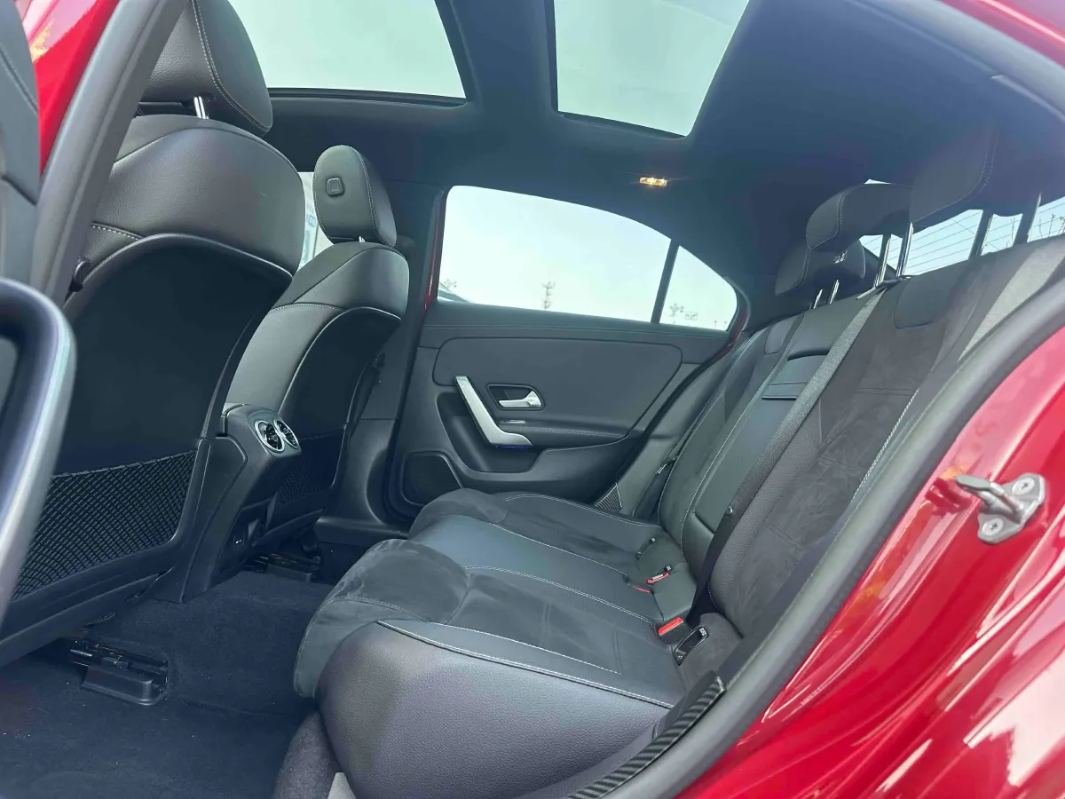 2020 Mercedes-Benz A Class 1.3T 163HP L4 7DCT,autocango,china used car exporter,china ev exporter,chinese used car exporter,chinese used ev exporter