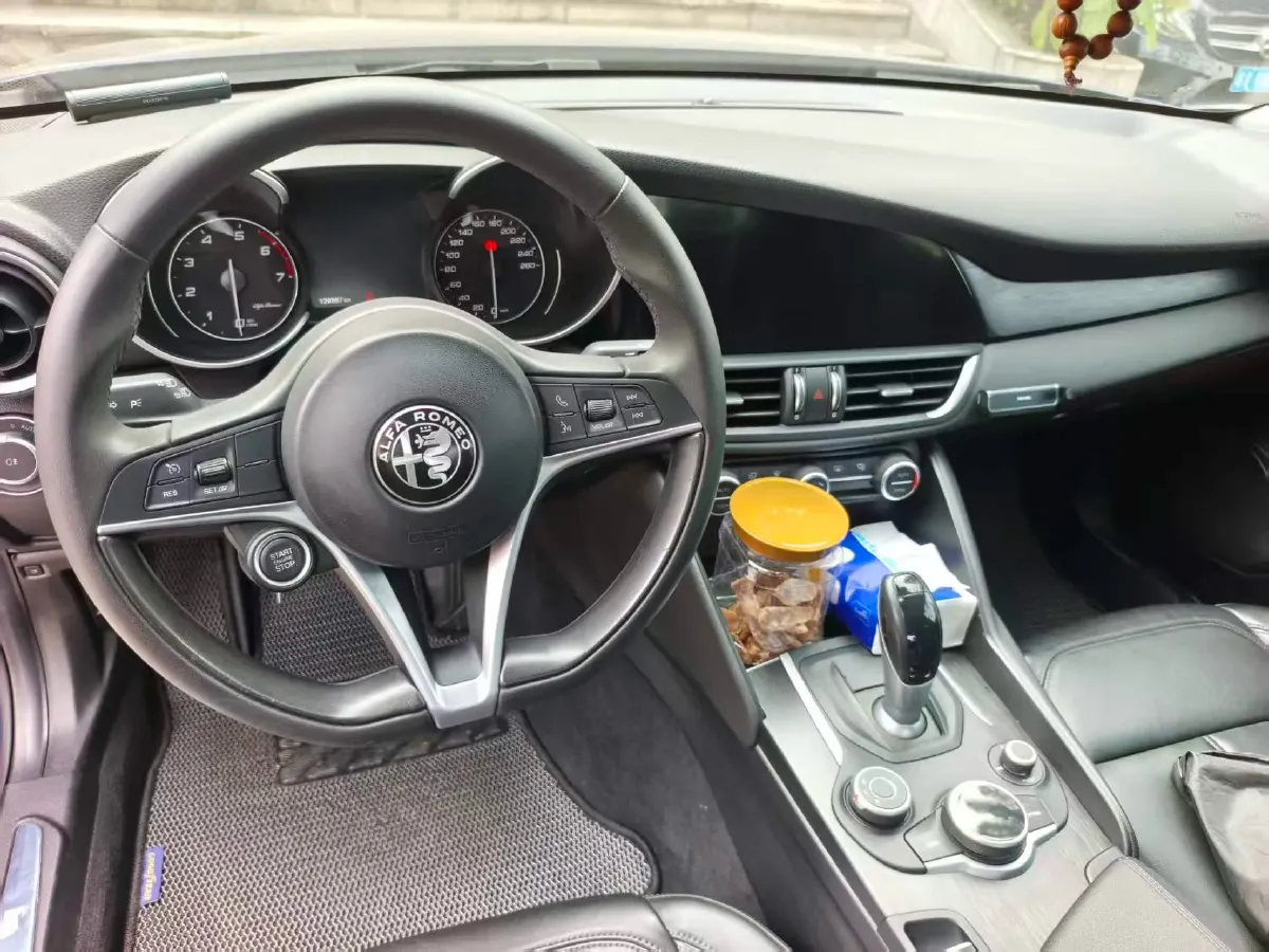 2017 Toyota Highlander 2.0T 220HP L4 6AT,autocango,china used car exporter,china ev exporter,chinese used car exporter,chinese used ev exporter