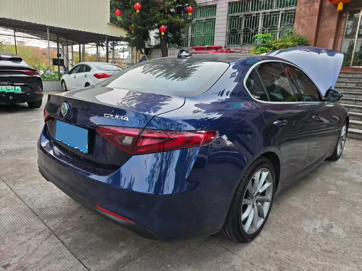 2017 Toyota Highlander 2.0T 220HP L4 6AT,autocango,china used car exporter,china ev exporter,chinese used car exporter,chinese used ev exporter