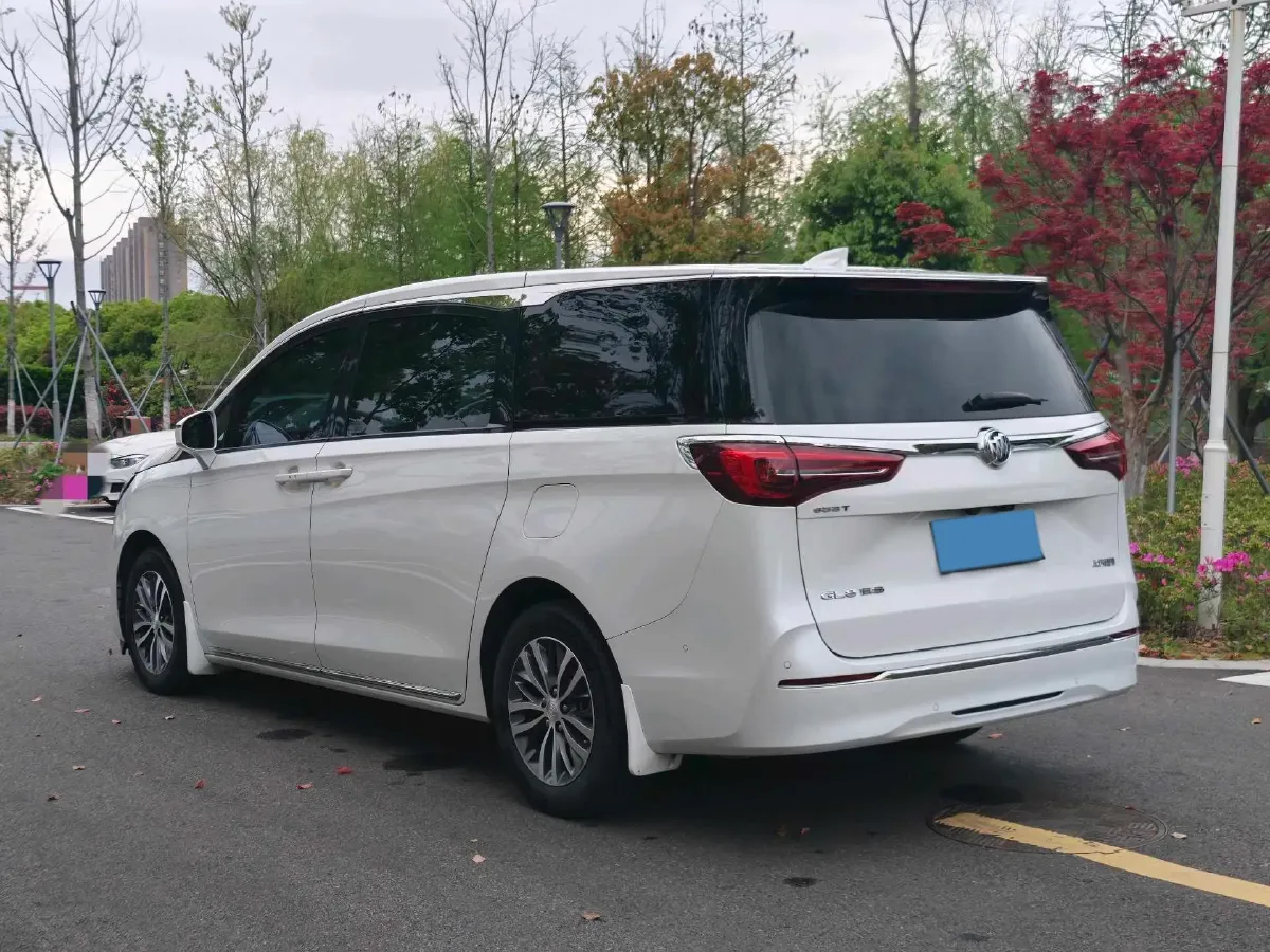2023 Buick GL8 2.0T 237HP L4 9AT,autocango,china used car exporter,china ev exporter,chinese used car exporter,chinese used ev exporter