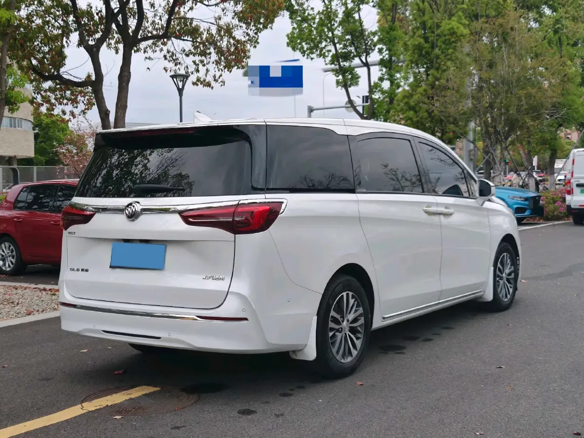 2023 Buick GL8 2.0T 237HP L4 9AT,autocango,china used car exporter,china ev exporter,chinese used car exporter,chinese used ev exporter