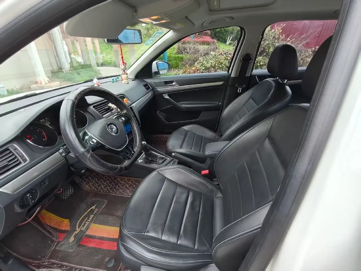 2017 Volkswagen Lavida 1.4T 131HP L4 7DCT,autocango,china used car exporter,china ev exporter,chinese used car exporter,chinese used ev exporter