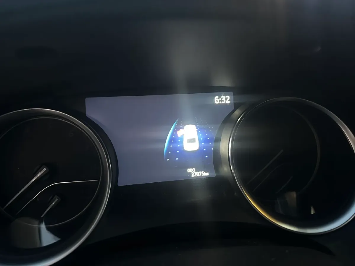 2023 Toyota Camry 2.0L 177HP L4 CVT,autocango,china used car exporter,china ev exporter,chinese used car exporter,chinese used ev exporter