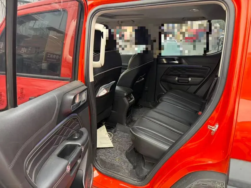 2021 Tank 300 2.0T 227HP L4 8AT,autocango,china used car exporter,china ev exporter,chinese used car exporter,chinese used ev exporter