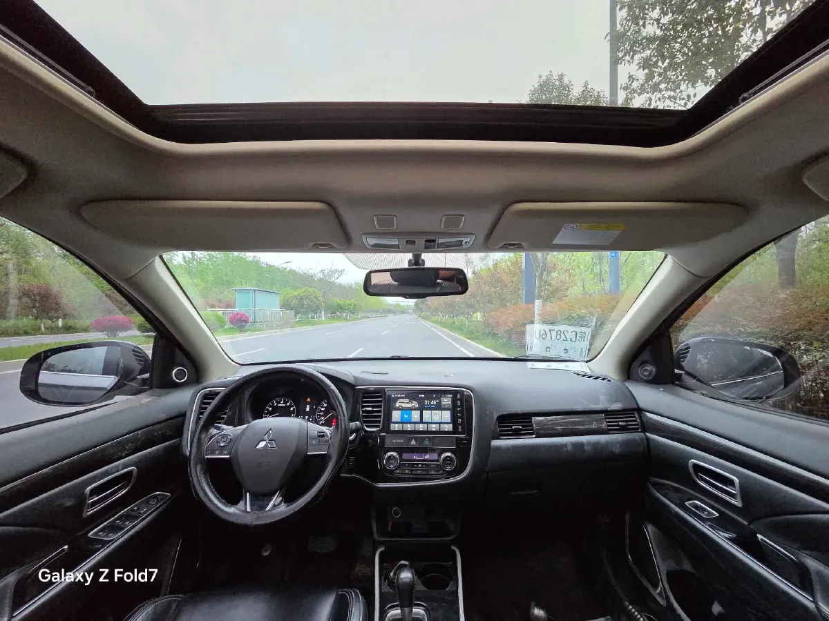 2020 Mitsubishi Outlander 2.0L 166HP L4 CVT,autocango,china used car exporter,china ev exporter,chinese used car exporter,chinese used ev exporter