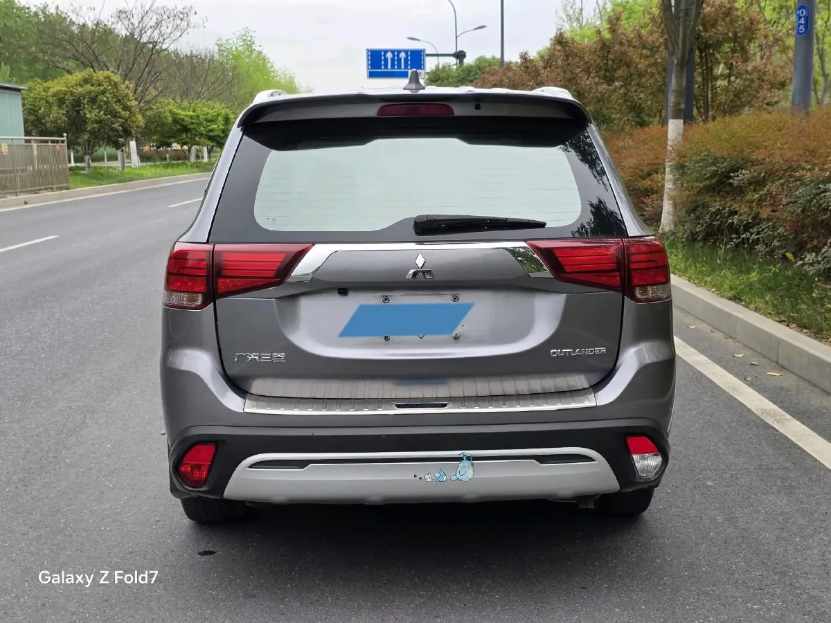2020 Mitsubishi Outlander 2.0L 166HP L4 CVT,autocango,china used car exporter,china ev exporter,chinese used car exporter,chinese used ev exporter