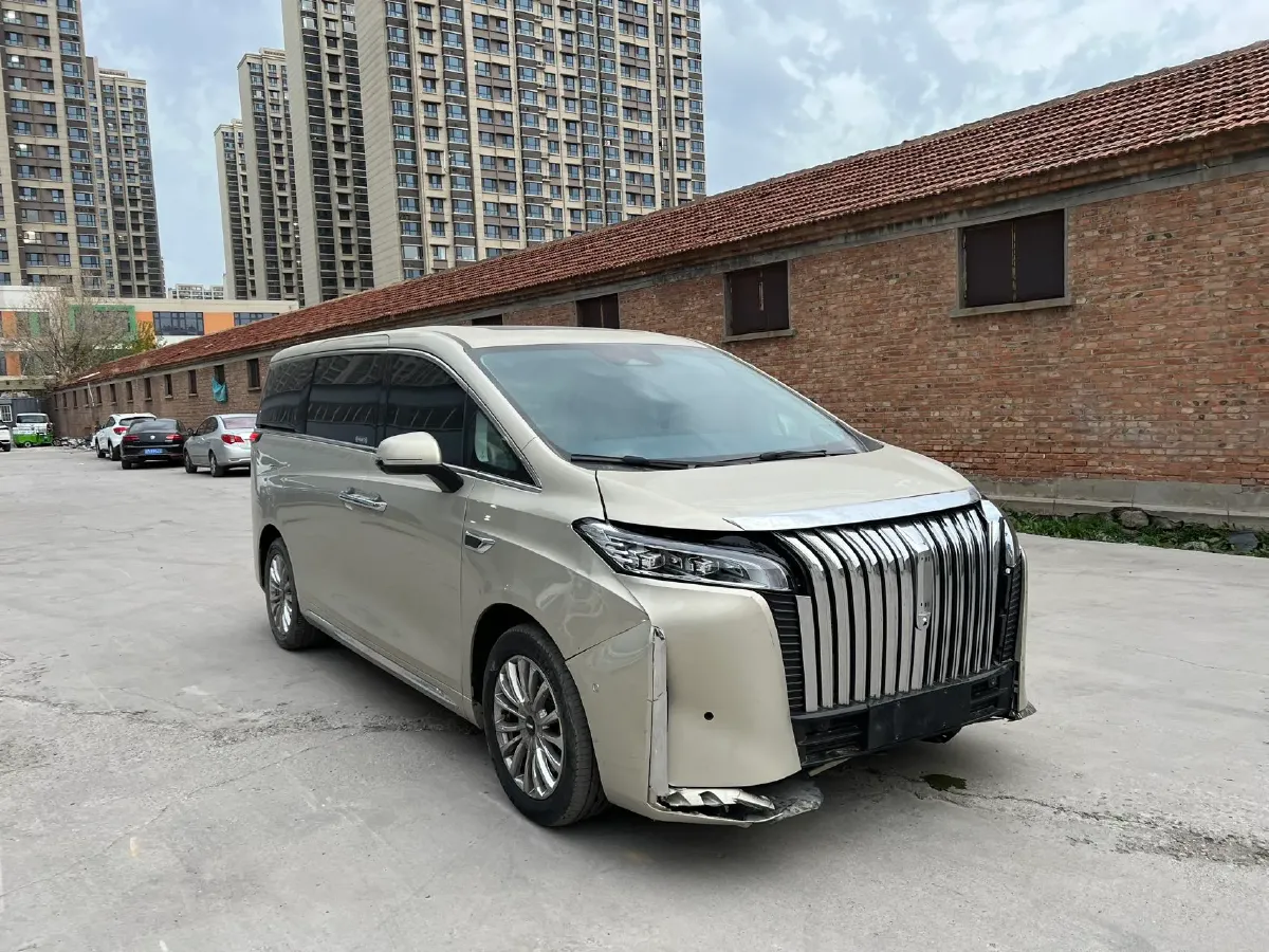 2024 Toyota Sienna 2.5L 189HP L4 E-CVT Hybrid,autocango,china used car exporter,china ev exporter,chinese used car exporter,chinese used ev exporter