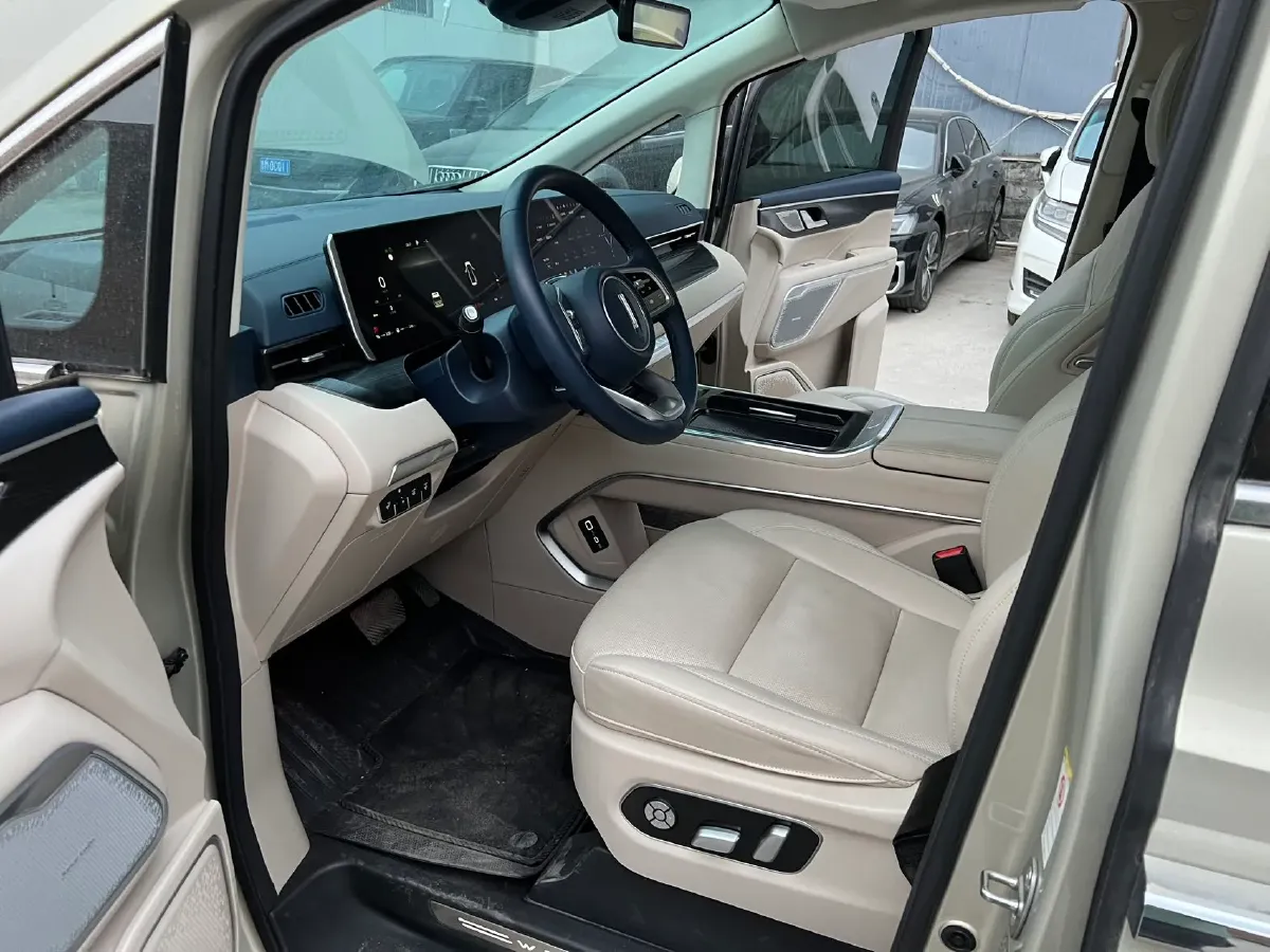 2024 Toyota Sienna 2.5L 189HP L4 E-CVT Hybrid,autocango,china used car exporter,china ev exporter,chinese used car exporter,chinese used ev exporter