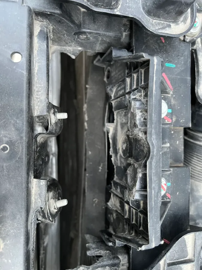 2024 Toyota Sienna 2.5L 189HP L4 E-CVT Hybrid,autocango,china used car exporter,china ev exporter,chinese used car exporter,chinese used ev exporter