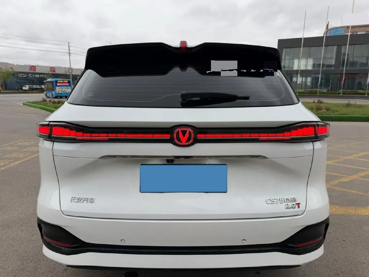 2025 ChangAn CS75 Plus 1.5T 192HP L4 8AT,autocango,china used car exporter,china ev exporter,chinese used car exporter,chinese used ev exporter