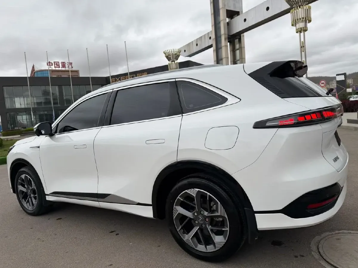 2025 ChangAn CS75 Plus 1.5T 192HP L4 8AT,autocango,china used car exporter,china ev exporter,chinese used car exporter,chinese used ev exporter