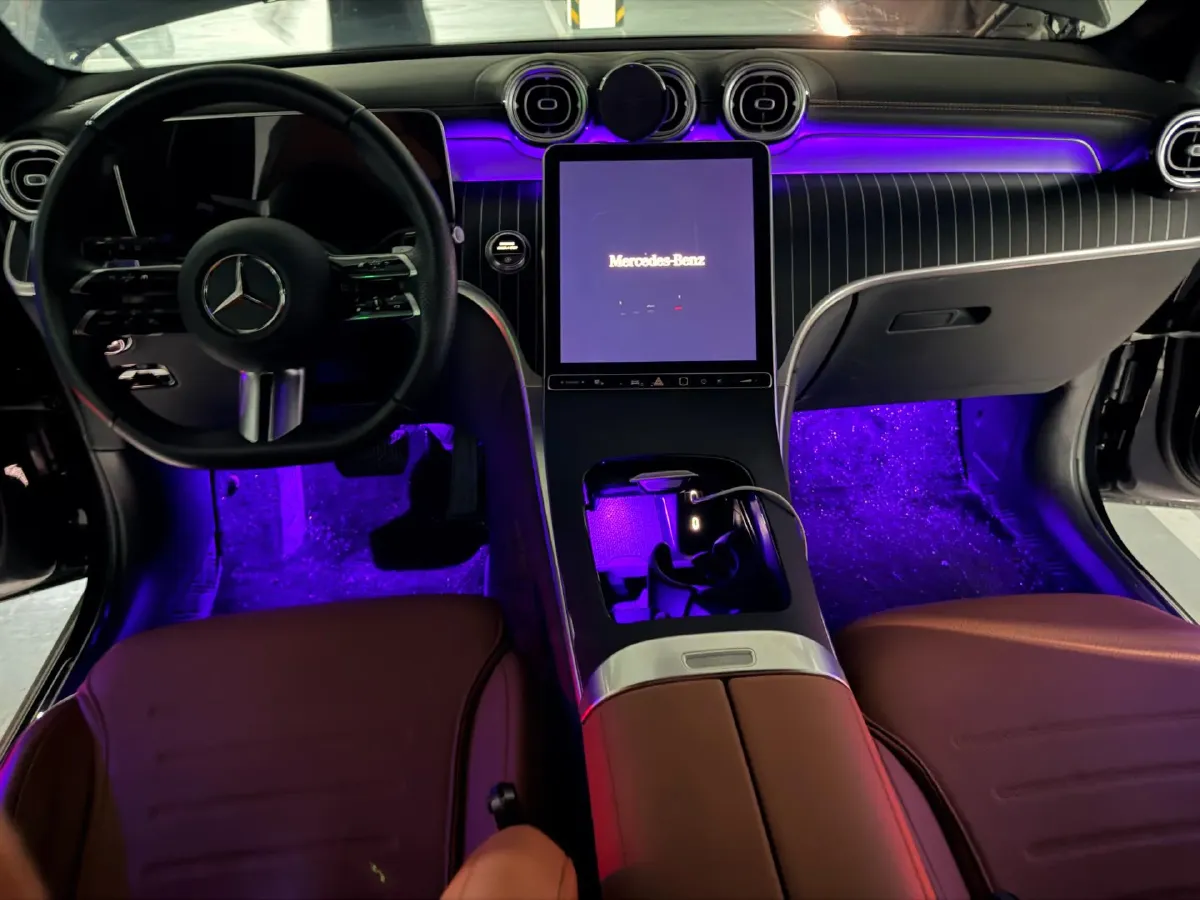 2023 Mercedes-Benz GLC Class 2.0T 204HP L4 9AT,autocango,china used car exporter,china ev exporter,chinese used car exporter,chinese used ev exporter